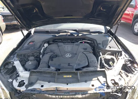 2018 Mercedes-Benz E 400 4Matic z USA, uszkodzony, nr VIN WDD1J6GB8JF030086